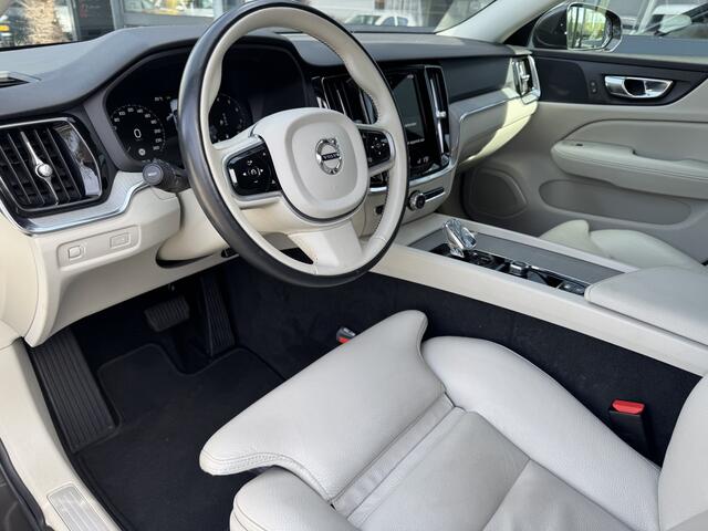 Volvo V60 2.0 B3 Inscription | Leder | Led | Cruise control adaptief