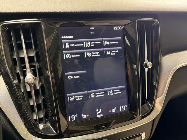 Volvo V60 2.0 T4 191pk Momentum Pro Aut- Panoramadak, Camera, Carplay/Android, Dealer Onderhouden
