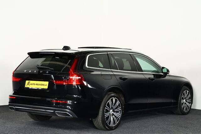 Volvo V60 2.0 B6 AWD 300 pK Inscription Panorama / Opendak / Pilot assist / HK / CarPlay