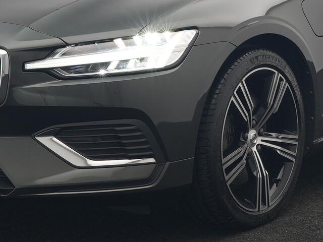 Volvo V60 T6 Recharge AWD Inscription PHEV 340pk Dealer O.H. | Panodak | Camera | Lederen Sportstoelen Memory & Verwarmd | Stuur Verwarmd | Keyless | Navigatie | DAB | Cruise Control | Plug In Hybrid |
