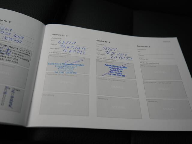 Volvo V60 T6 Recharge AWD Inscription PHEV 340pk Dealer O.H. | Panodak | Camera | Lederen Sportstoelen Memory & Verwarmd | Stuur Verwarmd | Keyless | Navigatie | DAB | Cruise Control | Plug In Hybrid |