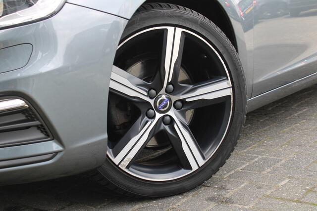 Volvo V60 D4 191PK Business Sport | Org. NL | Verw. Voorstoelen | Cruise Control | Trekhaak | Navi | Clima |