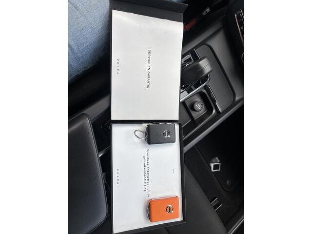 Volvo V60 2.0 B3 Momentum Business |Dealer Onderhouden|164PK|Camera| Trekhaak