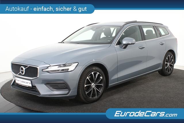 Volvo V60 2.0 B3 Momentum *1ste Eigenaar*Navigatie*Panoramadak*Trekhaak*Stoelverwarming*
