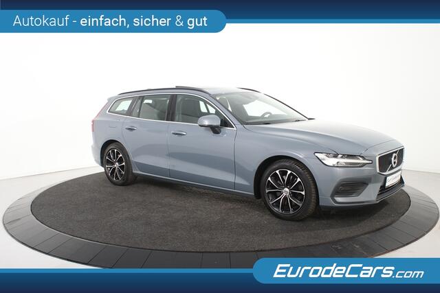 Volvo V60 2.0 B3 Momentum *1ste Eigenaar*Navigatie*Panoramadak*Trekhaak*Stoelverwarming*