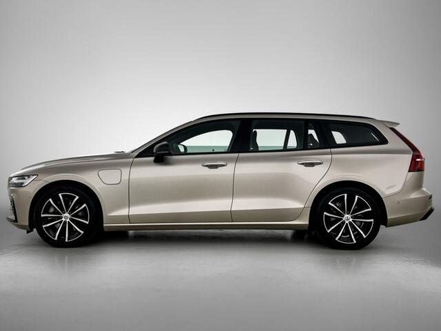 Volvo V60 Plus Dark Recharge Plug-In Hybrid AWD
