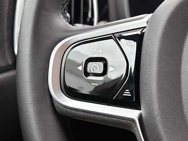 Volvo V60 Plus Dark Recharge Plug-In Hybrid AWD