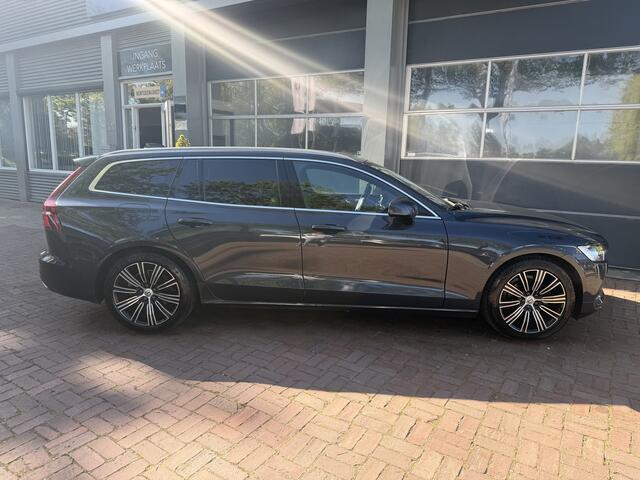 Volvo V60 2.0 D4 Inscription Leer,Panodak,18Inch,Trekhaak,Navi,Cruise Bomvol en dealer onderhouden