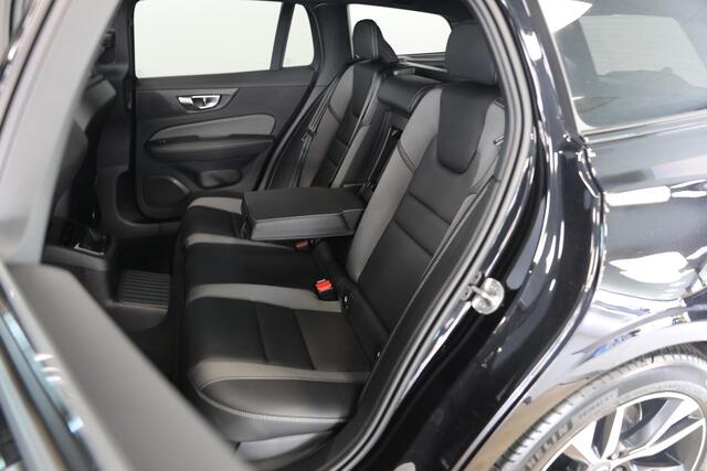 Volvo V60 2.0 T6 Recharge AWD R-Design | Schuif- kanteldak | Elektrische trekhaak | Harman/Kardon