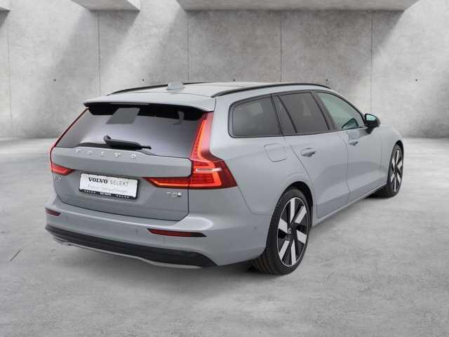 Volvo V60 2.0 T8 Plug-in hybrid AWD Ultra Dark ** FULL OPTIONS, PANO, ACC, MASSAGE, B&W ** 1e EIG - UNFALLFREI ** ** INFORMEER OOK NAAR ONZE AANTREKKELIJKE FINANCIAL-LEASE TARIEVEN **