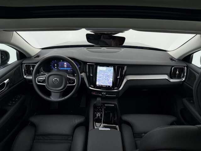 Volvo V60 2.0 T8 Plug-in hybrid AWD Plus Dark ** LEDER, PANO, 360gr, 19-inch LMV, WINTER, MEMORY ** 1e EIG - UNFALLFREI ** ** INFORMEER OOK NAAR ONZE AANTREKKELIJKE FINANCIAL-LEASE TARIEVEN **