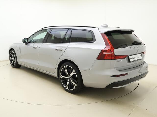 Volvo V60 T6 Plug-in hybrid AWD Plus Dark | 360 Camera | H&K Audio | Memory seats | Pilot assist |