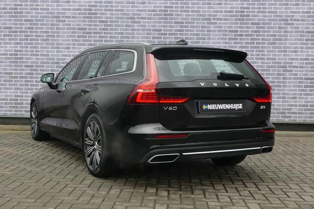 Volvo V60 2.0 B3 Inscription | Harman Kardon Audio | Schuif-/Kanteldak | Elektrisch Bedienbare Stoelen | Parkeersensoren Voor en Achter | Parkeercamera | Verwarmbare Stoelen Voor en Achter | Stuurverwarming |