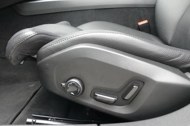 Volvo V60 2.0 B3 Inscription | Harman Kardon Audio | Schuif-/Kanteldak | Elektrisch Bedienbare Stoelen | Parkeersensoren Voor en Achter | Parkeercamera | Verwarmbare Stoelen Voor en Achter | Stuurverwarming |