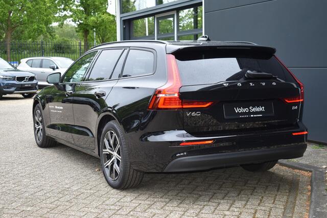 Volvo V60 2.0 B4 Essential Edition Adaptieve Cruise Control | BLIS | Stoel en stuurwiel verwarming | Achterbank verwarmd | Google services