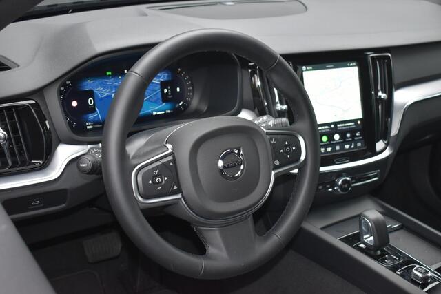 Volvo V60 2.0 B4 Essential Edition Adaptieve Cruise Control | BLIS | Stoel en stuurwiel verwarming | Achterbank verwarmd | Google services