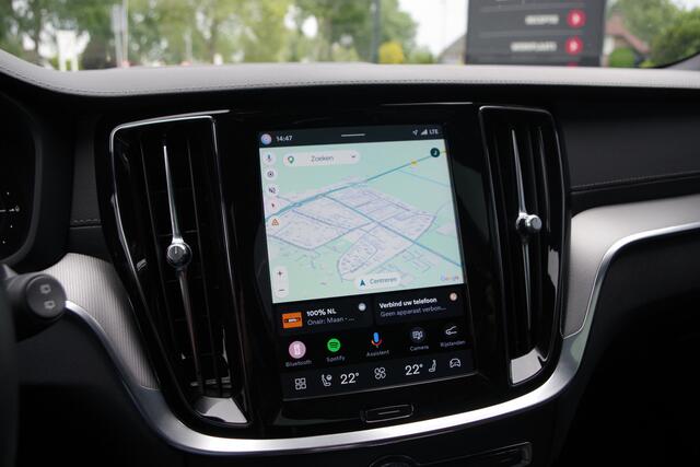 Volvo V60 2.0 T8 Plug-in Hybrid 456 PK AWD Ultimate Dark, Panoramadak, H/K Sound, 360 Camera