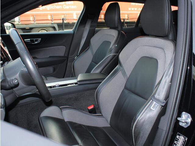 Volvo V60 2.0 B3 R-Design Automaat Origineel Nederlands, Elektrisch Verstelbare Stoelen, Lederen Bekleding, Elektrische Achterklep, Cruise & Climate Control
