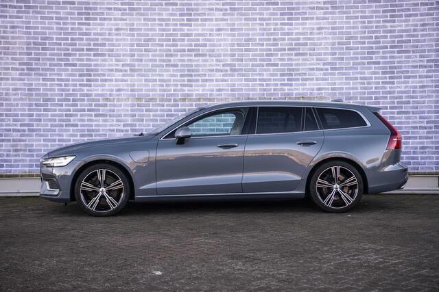 Volvo V60 2.0 T6 Recharge AWD Inscription | Trekhaak | Stoelventilatie | Panorama dak | Head-up display | 360° Camera | Adaptieve Cruise Control |