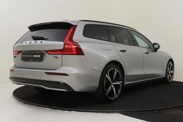 Volvo V60 T6 PLUG-IN HYBRID AWD ULTRA DARK *VOL!* -PANO.DAK|BOWERS&WILKNS|360°CAM|19"|HEAD-UP DISP.|SPORTSTOELEN|BLACK.BADGE