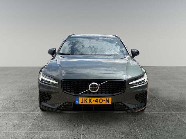 Volvo V60 2.0 T6 Plug-in hybrid AWD Plus Dark l Trekhaak l Semi wegklapbare trekhaak l