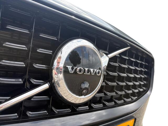 Volvo V60 2.0 T6 Plug-in hybrid AWD Plus Dark l Trekhaak l Semi wegklapbare trekhaak l