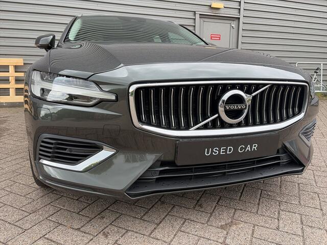 Volvo V60 2.0 T6 Twin Engine AWD Inscription / Audio H&K / Elektrisch bestuurdersstoel / Trekhaak /