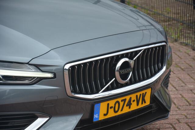 Volvo V60 2.0 T6 Recharge AWD Business Pro | Navigatie | Sportstoelen | Pilot Assist | Stoelverwarming | NL auto!! |