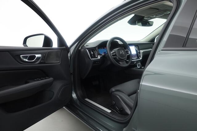 Volvo V60 2.0 T6 Plug-in hybrid AWD Plus Dark | SOH 101.9% | Forest Lake | Pano | Head-Up | Harman Kardon | 360cam | Pilot Assist | Stoel-Stuurverw.