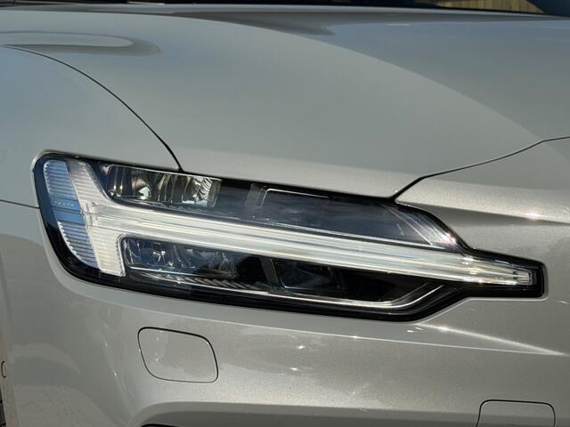 Volvo V60 2.0 T6 AWD Ultra Dark Panodak Trekhaak HenK