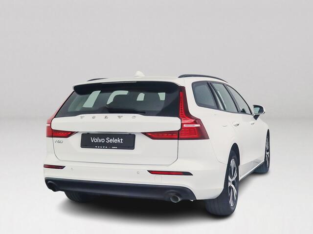 Volvo V60 B3 Essential | Park assist | Cruise control | Climate control