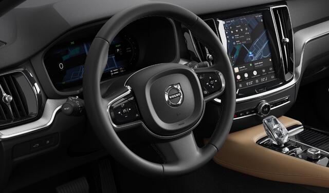 Volvo V60 T6 335PK Automaat Plug-in hybrid AWD Plus Bright Nappaleder/ Stoelventilatie en verwarming/ Head-up display/ Harman Kardon audio/ Elektrisch bedienbare stoelen met geheugen/ 360 camera/