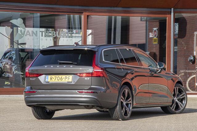 Volvo V60 2.0 B3 MILD HYBRID CORE GOOGLE