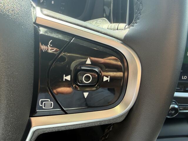Volvo V60 2.0 B4 Plus Dark