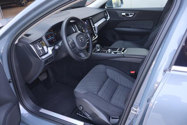 Volvo V60 2.0 T6 Plug-in hybrid AWD Core Bright - NL- Auto!! Stoel+Stuurverw I Adap Cruise I Camera
