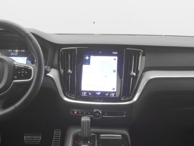 Volvo V60 2.0 T6 Recharge AWD R-Design | PANO | STOELVERW. | LEDER