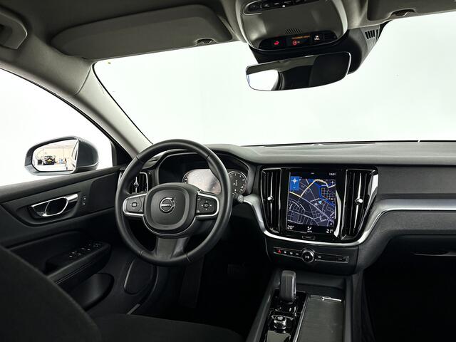 Volvo V60 B3 Core | Park assist | Cruise control | Navigatie | Elektrische achterklep