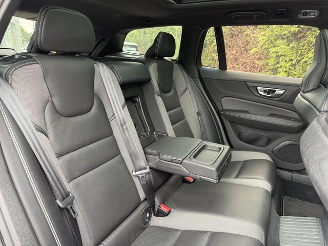 Volvo V60 T6 Twin Engine AWD R-Design