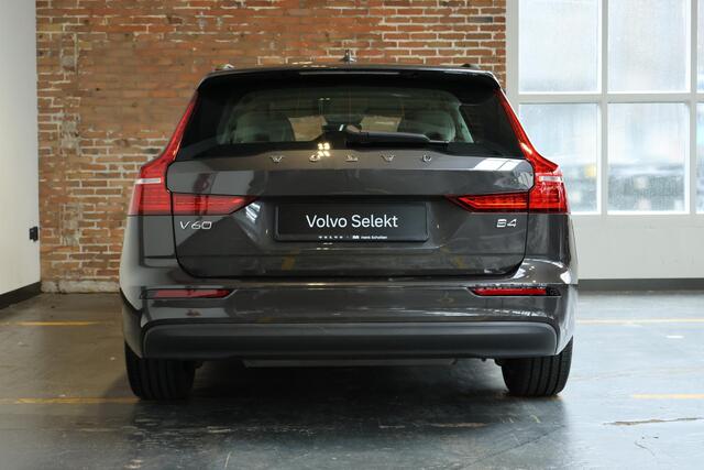 Volvo V60 B4 Automaat Core | Blond Lederen bekleding | Adaptive Cruise Control | Google Infotainment | Parkeersensoren voor + achter | Dealeronderhouden | Climate Control |