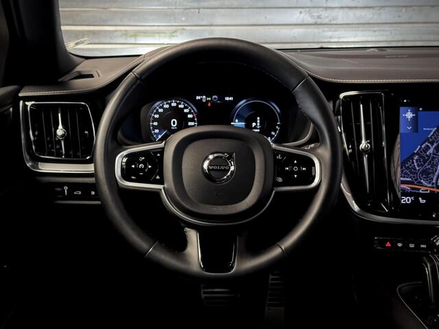 Volvo V60 2.0 T8 AWD Polestar Engineered | SOH 100% | Panodak | H&K | Pilo