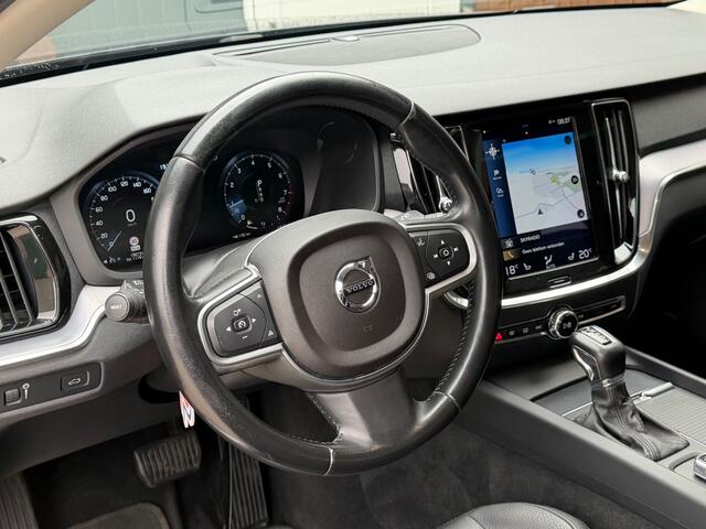 Volvo V60 2.0 T5 MOMENTUM Stoelverw. Leder Trekhaak