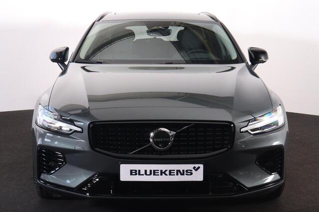 Volvo V60 T6 Recharge AWD Plus Dark - Panorama/schuifdak - IntelliSafe Assist & Surround - 360º Camera - Harman/Kardon audio - Verwarmde voorstoelen, stuur & achterbank - Parkeersensoren voor & achter - Elektr. bedienb. voorstoelen met geheugen - Head up display -