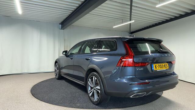 Volvo V60 CROSS COUNTRY 2.0 B5 AWD Pro Automaat | Trekhaak | Leder | Memory