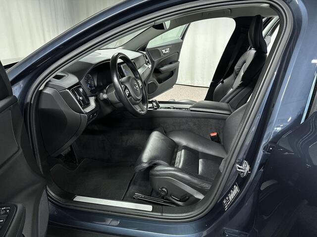 Volvo V60 CROSS COUNTRY 2.0 B5 AWD Pro Automaat | Trekhaak | Leder | Memory