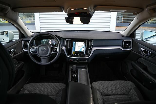 Volvo V60 CROSS COUNTRY 2.0 B5 AWD Pro Adaptieve Cruise Keyless Memory 18''LM