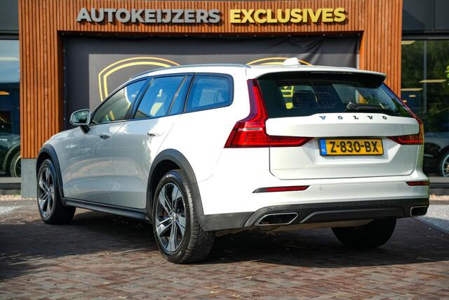Volvo V60 CROSS COUNTRY 2.0 B5 AWD Pro Adaptieve Cruise Keyless Memory 18''LM