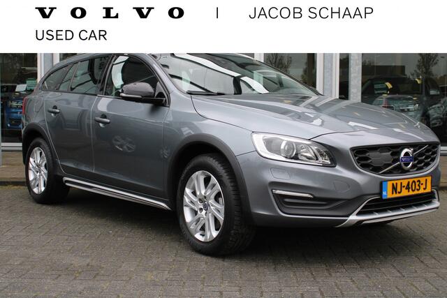 Volvo V60 CROSS COUNTRY D4 Nordic+ | Org. NL | Afn. Trekhaak | Verw. Voorstoelen | Verw. Voorruit | Standkachel