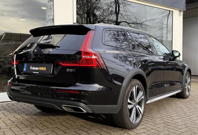 Volvo V60 CROSS COUNTRY 2.0 B5 AWD |360° Camera|HarmanKardon|Leder|