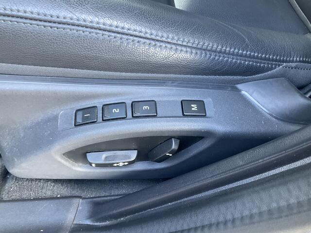 Volvo V60 CROSS COUNTRY 2.0 T5 Polar+ Pano Memory Camera Navi Dealer Onderhouden!!