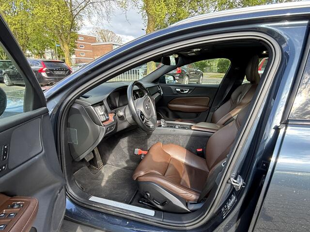 Volvo V60 CROSS COUNTRY 2.0 B5 AWD Pro Panorama dak Keyless On call